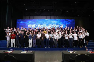 企業動態|明星胡可助陣直播、綠色工廠、中國設計新青年、CHCC2020醫療展