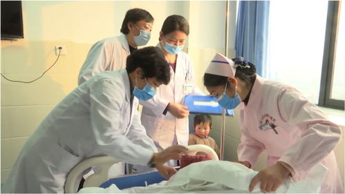 驚險 安徽宿州產婦三輪車內分娩 醫生醫院門口緊急接生