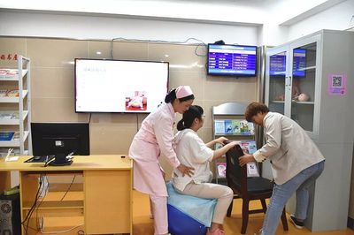 香滿孕校,情滿婦幼 --大田縣婦幼保健院舉辦插花活動喜迎母親節